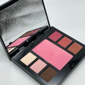 Bobbi Brown pink face palette for eyes lips and cheeks